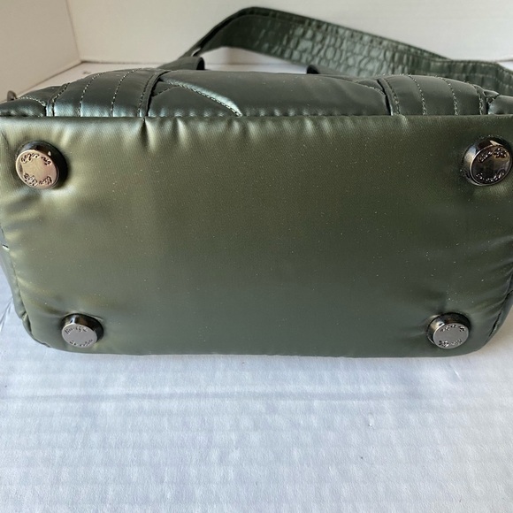Lug Dory Crossbody Bag Metallic Olive - Picture 6 of 16